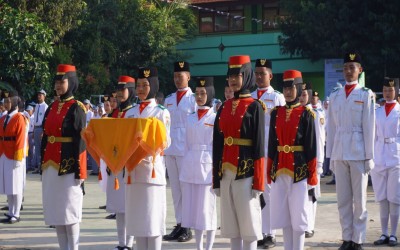 MAN 1 Tuban Gelar Upacara HUT ke-80 RI